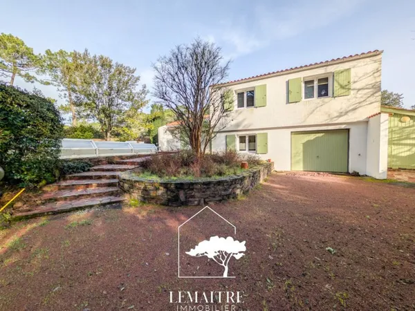 La Palmyre Villa 212 m2 avec Piscine à 650 m de la Plage
