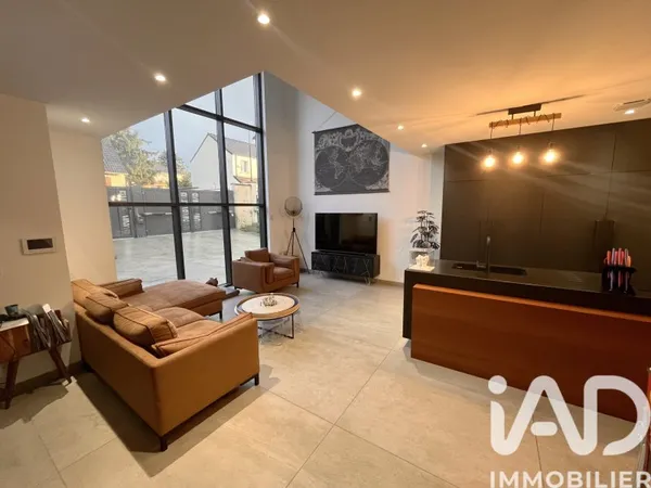 Maison 7 pièces 210 m²