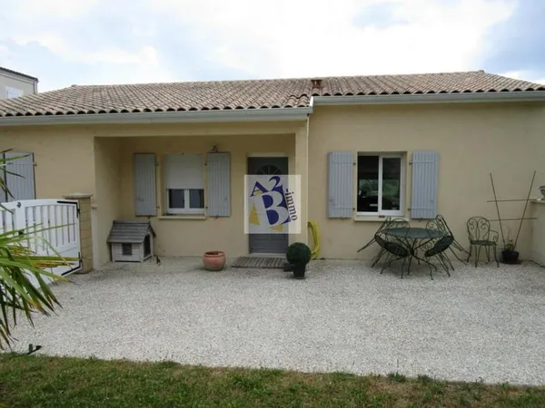 ANGOULEME MAISON PLAIN PIED F5 AVEC SOUS SOL ET JARDIN