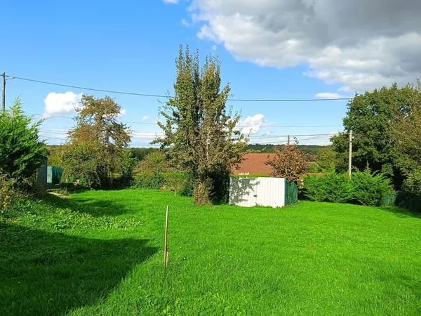 Terrain 887 m²