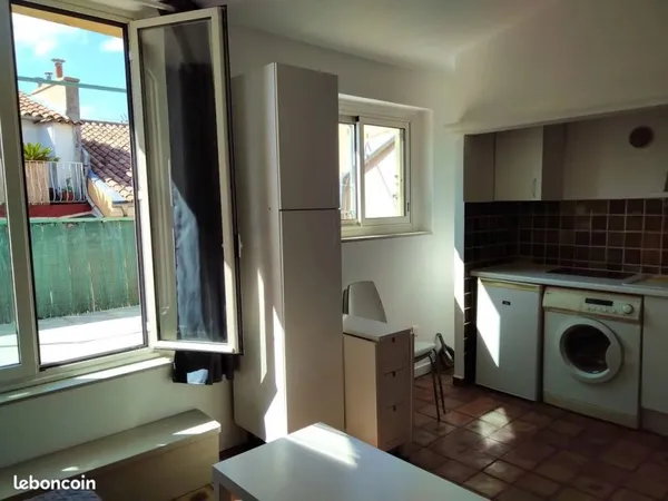 Studio 1 pièce 17 m²