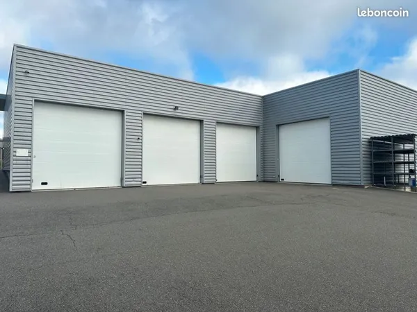 Dépot stockage / Box / Garage / Entrepot / Atelier