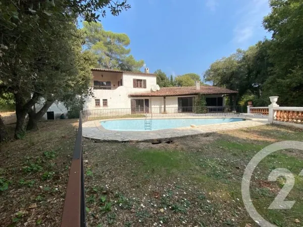 Maison 5 pièces 179 m²