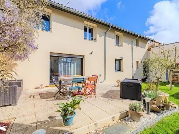 Maison 5 pièces 138 m²