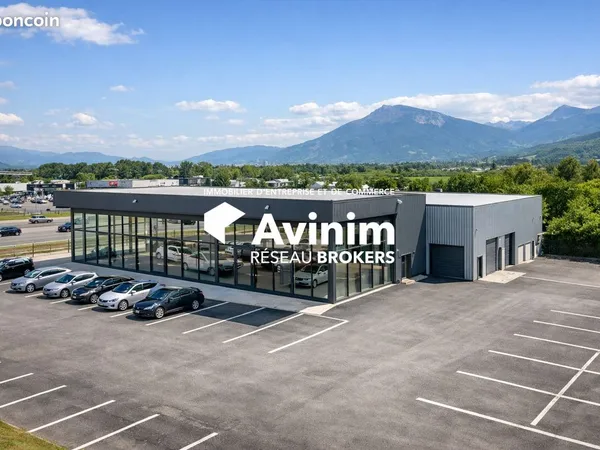 Local commercial 360 m² Porte-de-Savoie
