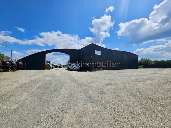 Fonds de commerce 3 pièces 354 m²