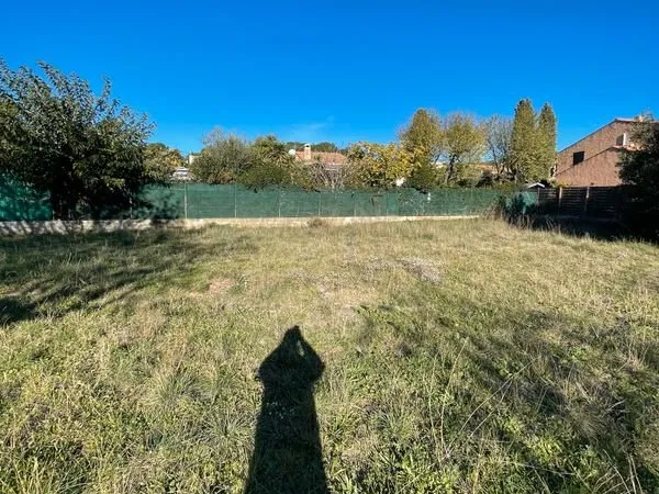 Terrain + maison ceyreste