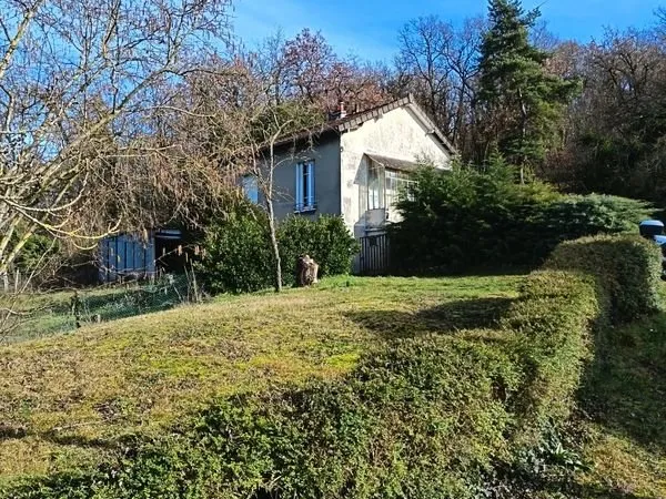 Maison sur grand terrain