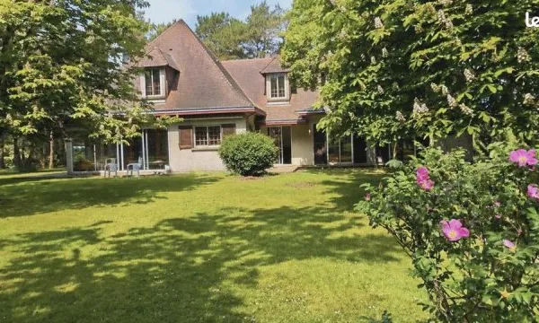Maison 5 pièces 197 m²