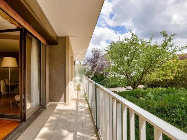 Saint-Cloud - MONTRETOUT - 2 ou 3 chambres - 94 m² - Parking