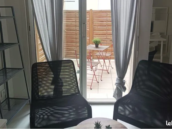 ✨ Studio meublé lumineux avec terrasse - Bordeaux Victoire (idéal étudiant) ✨