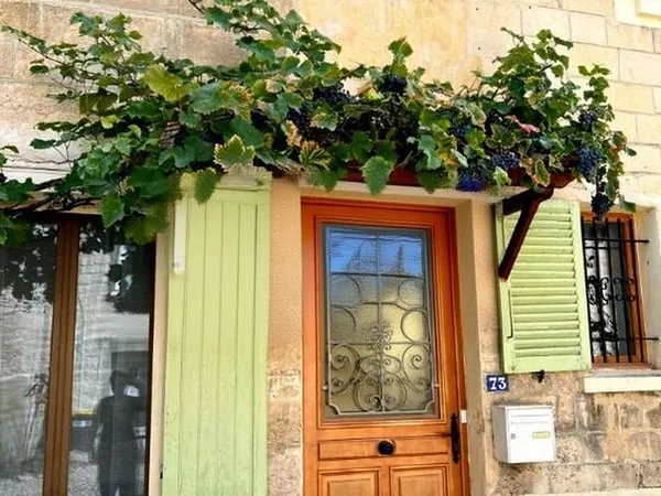 Charmante maison meublée en pierre - Centre de Lamorlaye - 65 m² - Calme absolu