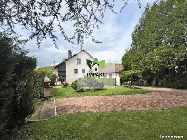 Maison 7 pièces 194 m²