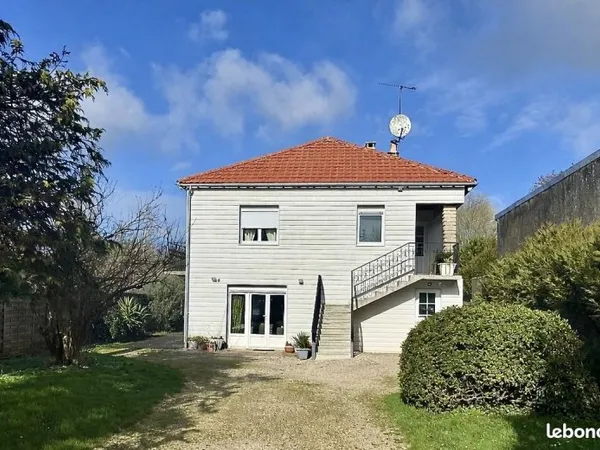 Propriété 6 pièces 185 m²