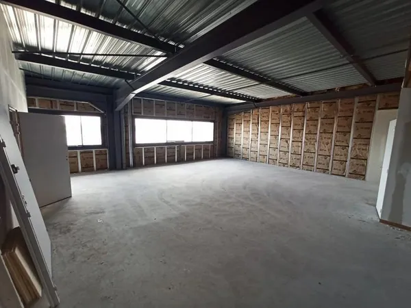 VENTE PLATEAU BUREAU 179m2 ZI Nord