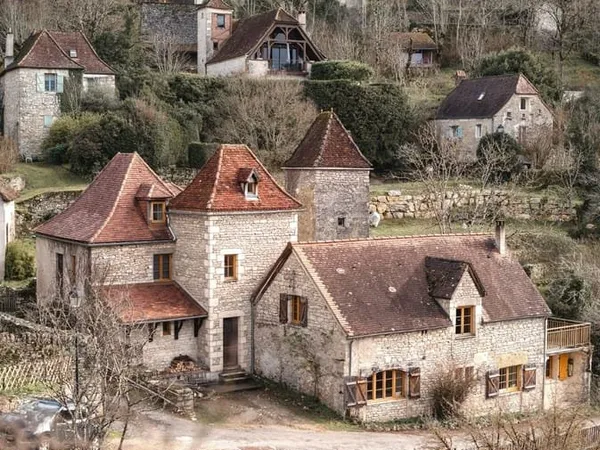 Propriété de caractère - proche de Brive