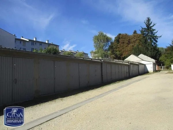 Stationnement Vente Bourges  300m² 153000€
