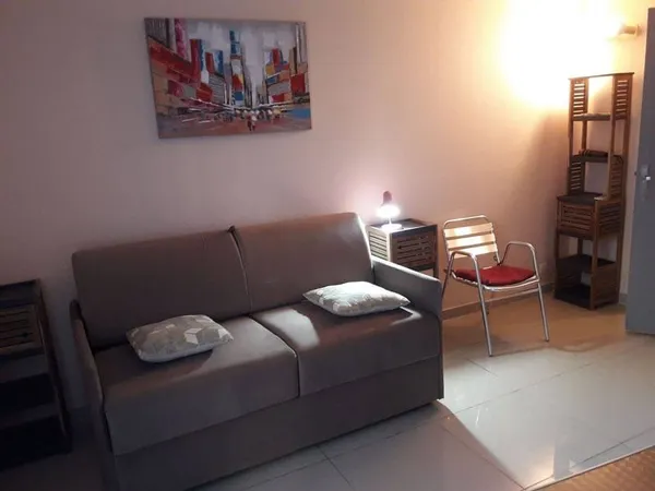 Studio 1 pièce 23 m²
