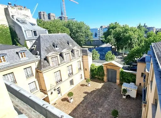 Appartement 4 pièces 122 m²