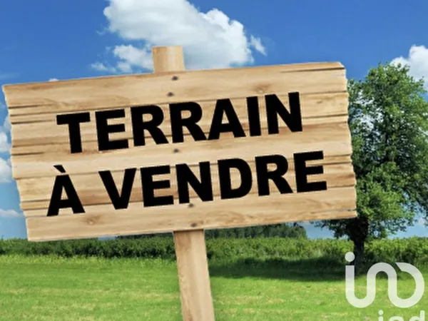 Terrain 14028 m²