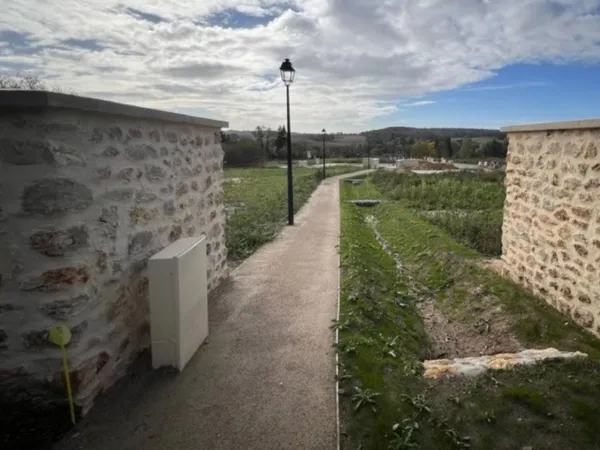 Terrain 368 m²