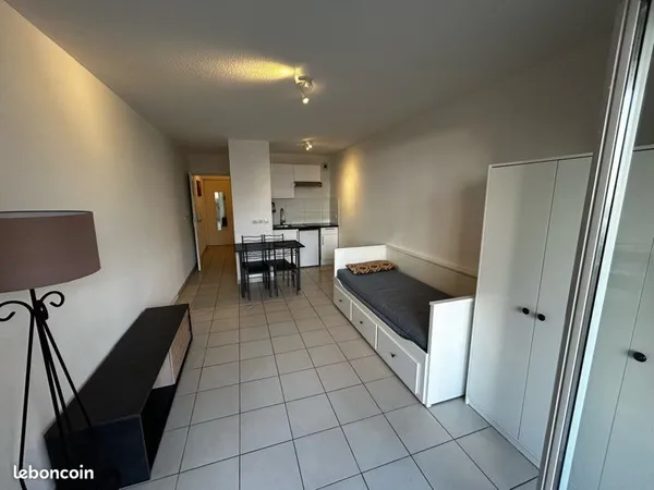 Appartement balcon parking
