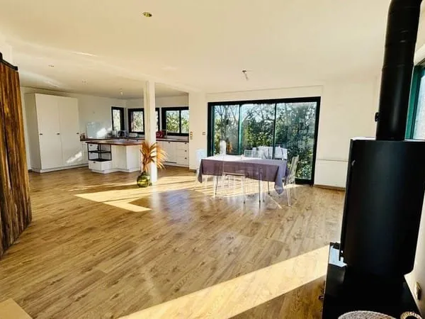 Maison 6 pièces 140 m²