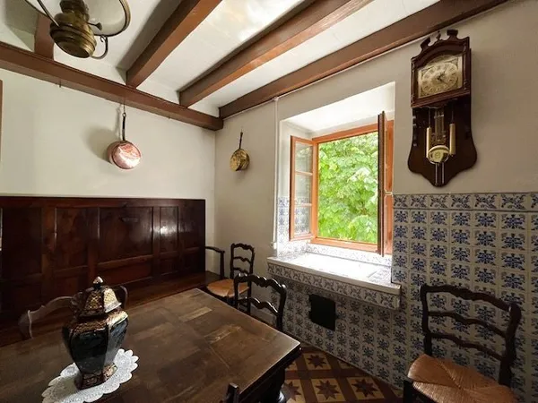 Vallée des Aldudes, belle maison basque à vendre !