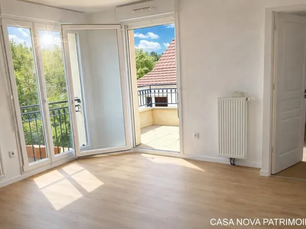 Grand 2 pièces neuf avec balcon et 2 parkings