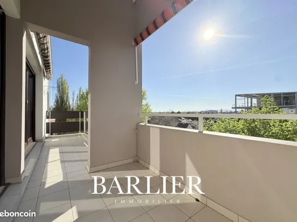 Appartement 4 pièces 94 m²