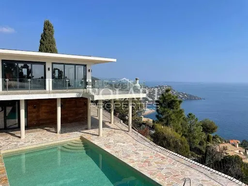 Villa 6 pièces 200 m²