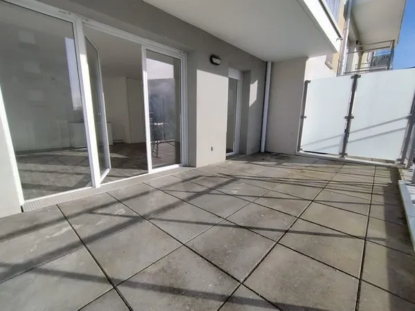 Appartement 3 pièces 65 m² rez-de-jardin