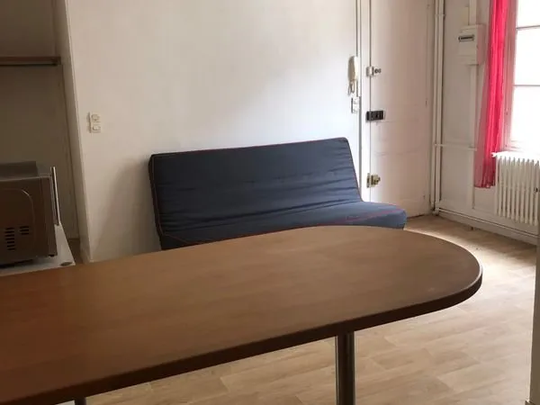 Beau studio entre Préfecture et Vieux Marché