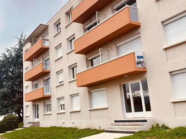 Rentabilité proche 10 % - 2 pièces rénové avec garage - faibles charges non récupérables
