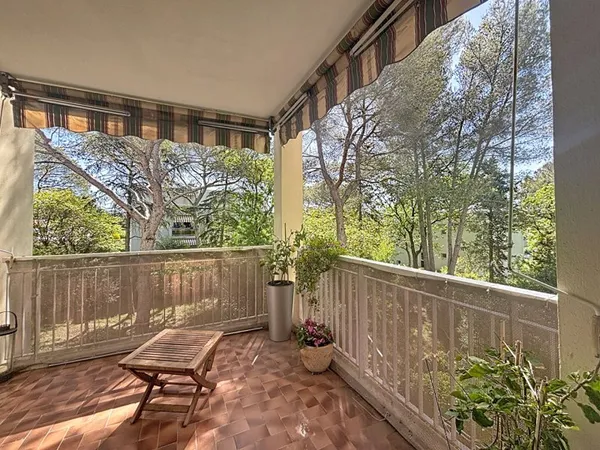 T3 68 m² au calme avec terrasse en résidence verdoyante