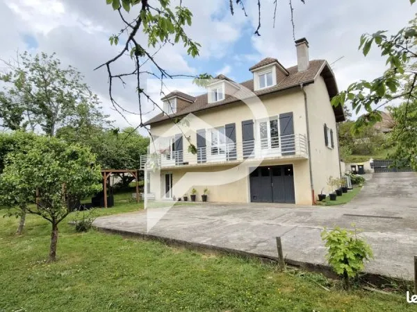 Maison 7 pièces 175 m²