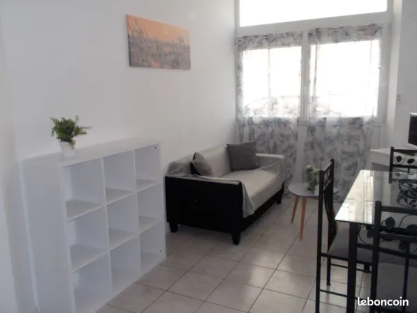Meublé 38 m² à louer toutes charges comprises quartier gare