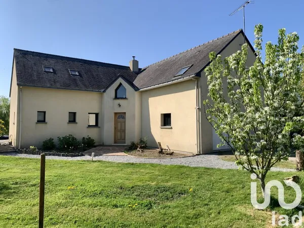 Maison 8 pièces 195 m²