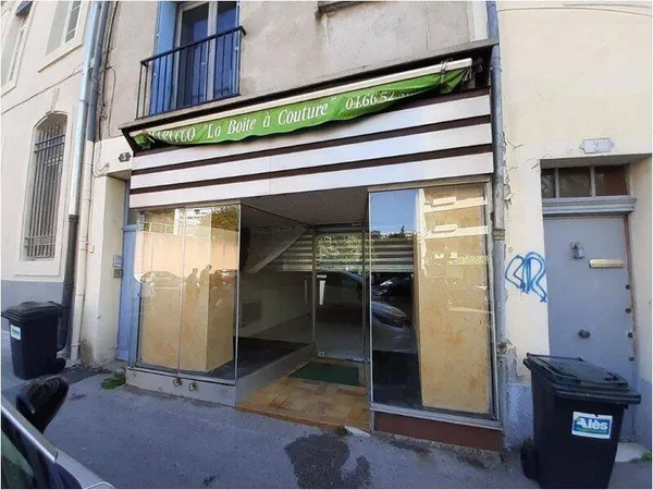 Local commercial 2 pièces 39 m²