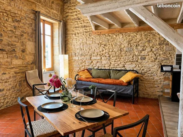 Loft 60 m² - Hyper centre Nîmes - Cachet + Climatisation