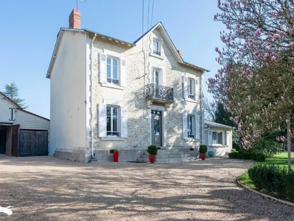 Maison de ville de 6 pièces principales