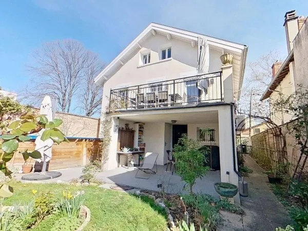 Maison 5 pièces 162 m²