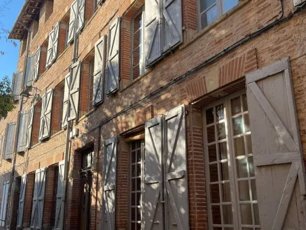 Maison 8 pièces 330 m²