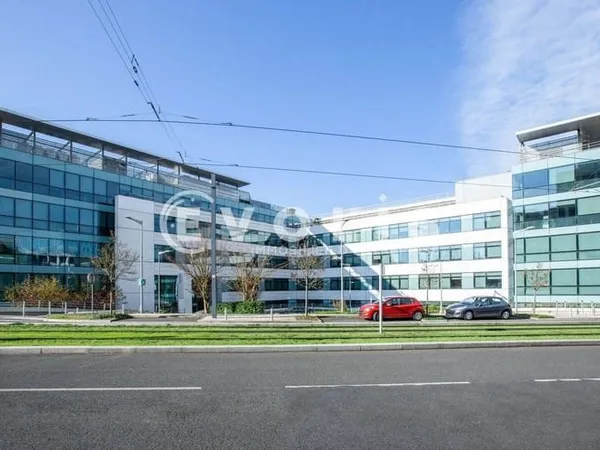 Bureau 2913 m²