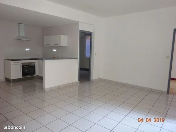 APPARTEMENT CHARLIEU 55.5m2