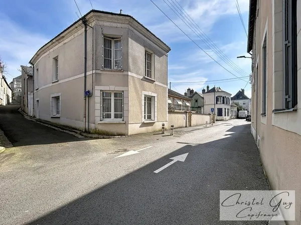 Montval-sur-Loir (72500), maison de charme à vendre 3 chambres, coeur de ville