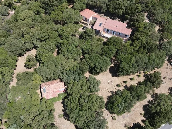 Propriété Exceptionnelle en Corse au bord du Golfe du Valinco