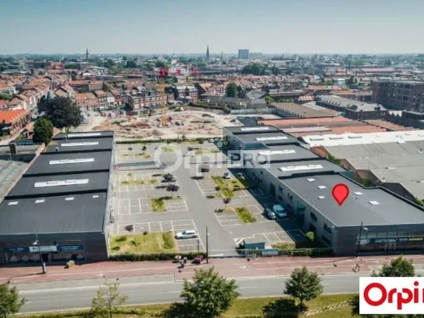 Bureau 120 m²