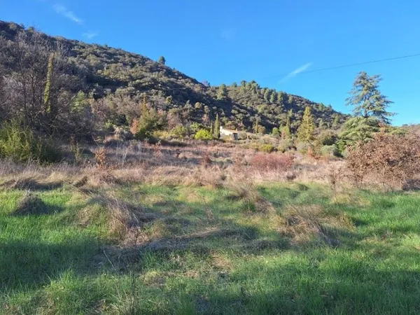 Terrain 2692 m²