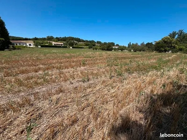 Terrain 1 225 m² Gimat